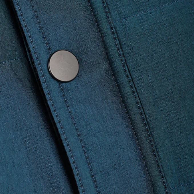 Detalle del botón de Recycled Biker Jacket de Ulterior